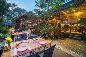 Art's Riverview Lodge