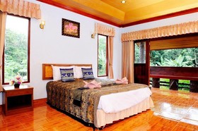 Khaosok Rainforest Resort