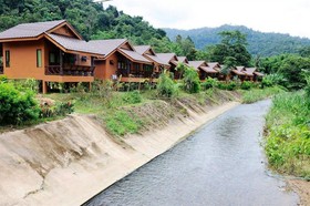 Khaosok Rainforest Resort