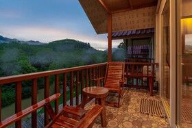 Khao Sok River Home Resort