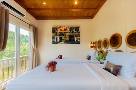 Khao Sok River Home Resort