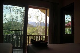 Khao Sok River Home Resort