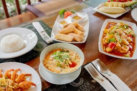 Khao Sok River Home Resort