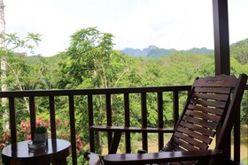 Khao Sok River Home Resort