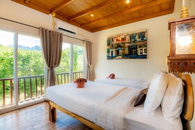 Khao Sok River Home Resort