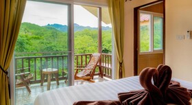 Khao Sok River Home Resort