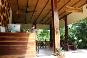 Khao Sok River Home Resort