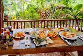 Khao Sok River Home Resort