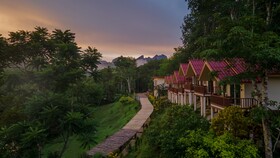 Khao Sok River Home Resort