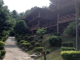 Koh Ngai Resort