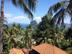 Koh Ngai Resort