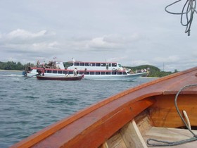 Coral Bay Resort