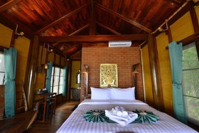 Koh Jum Ocean Beach Resort