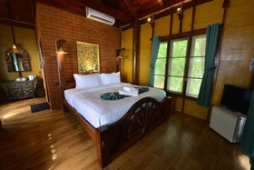 Koh Jum Ocean Beach Resort
