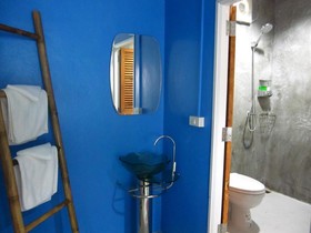 Lipe Corner Guesthouse