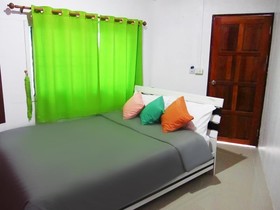 Lipe Corner Guesthouse