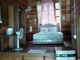Lipe Sunset Beach Resort
