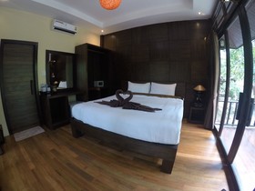 Lipe Sunset Beach Resort
