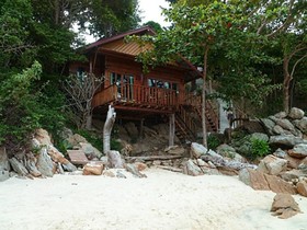 Lipe Sunset Beach Resort