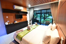 The Breeze Lipe Resort