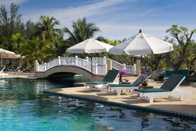 Miracle Island Resort