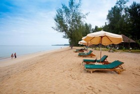 Miracle Island Resort