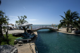 Miracle Island Resort
