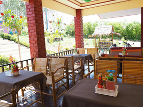 Anyaman Lanta House