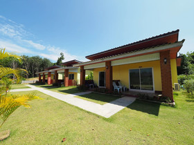 Anyaman Lanta House