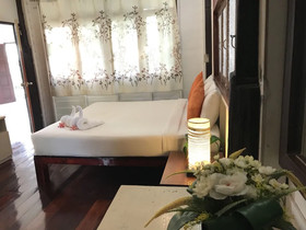 Baan Suan Rim Klong