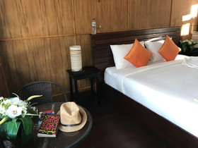 Baan Suan Rim Klong