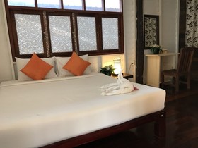 Baan Suan Rim Klong