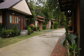 Baan Suan Rim Klong