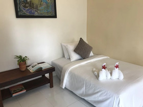 Baan Suan Rim Klong