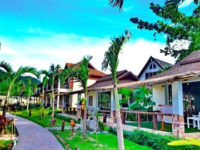 Banana Beach Resort