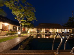 Banana Beach Resort