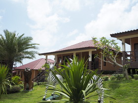 Chomview Resort