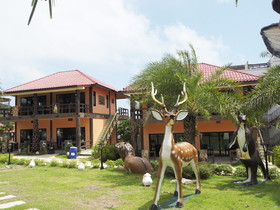 Chomview Resort