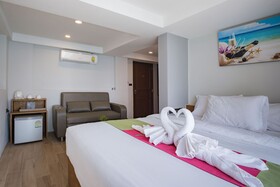 Cliff Lanta Suite