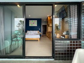 Cliff Lanta Suite