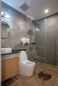 Cliff Lanta Suite