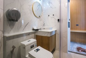 Cliff Lanta Suite
