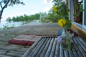 Deep House Seaview