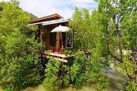Deep House Seaview