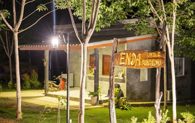 Enda Lanta Bungalows