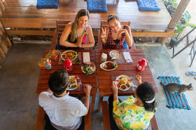 Enda Lanta Bungalows