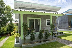 Enda Lanta Bungalows