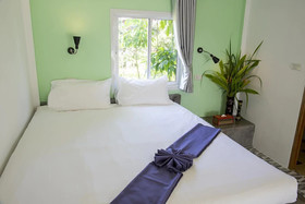 Enda Lanta Bungalows