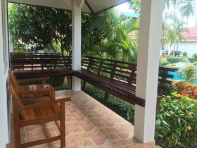 Hana Lanta Resort