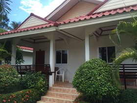 Hana Lanta Resort